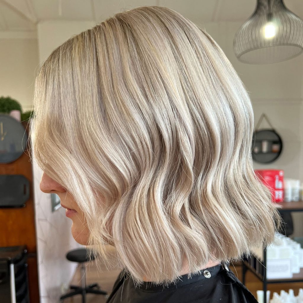 Smooth hair salon, Alstonville hairdresser, blonde style cut